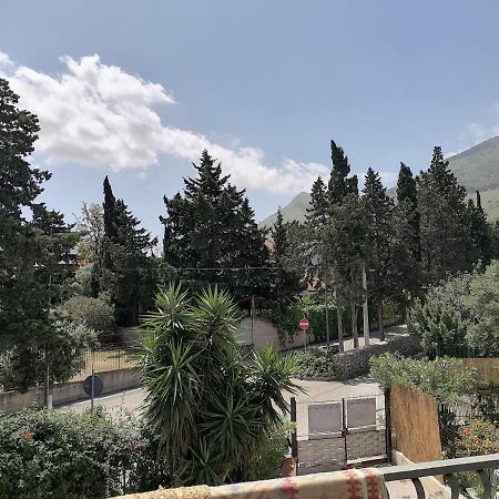 Camera Vicino L'Aeroporto Di Palermo カリーニ エクステリア 写真
